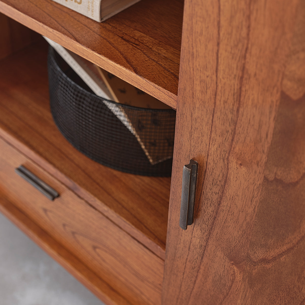 CELESTE - Aparador de mindi macizo 180 cm