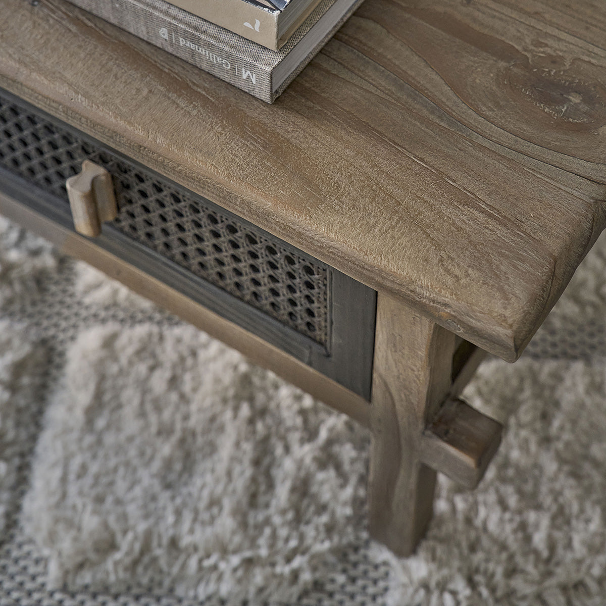 1130-table_basse_en_bois_recycle_massif_110_cm-05.jpg