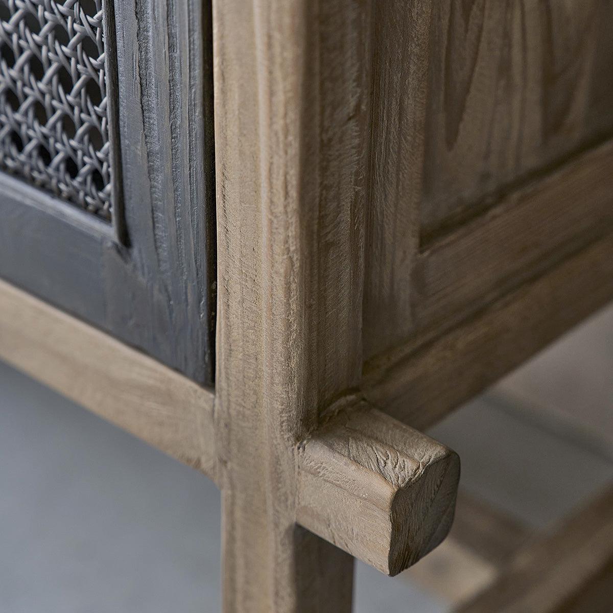 JUNKO - Aparador de madera maciza reciclada 173 cm