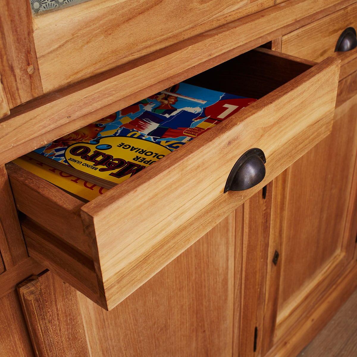 BOSTON - Vajillero de teca maciza 150 cm