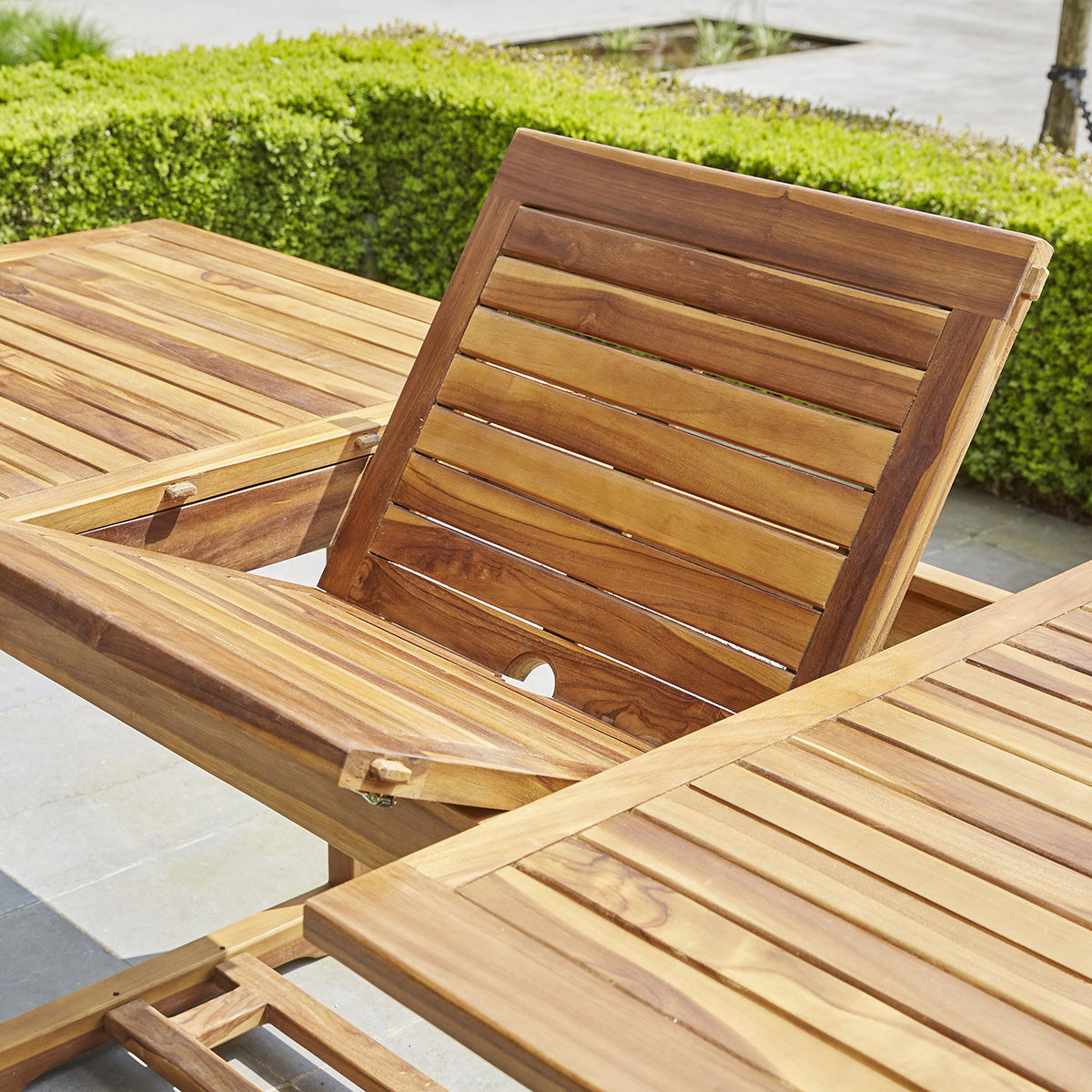 BALI - Mesa de exterior extensible de teca maciza aceitada para 8/10 pers.