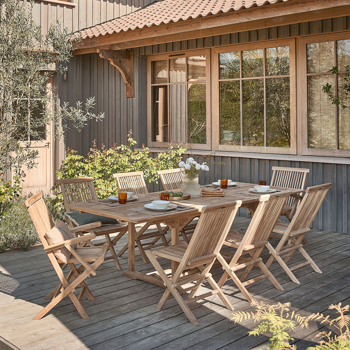 MALTE - Salón de exterior extensible de teca maciza para 8/10 pers.