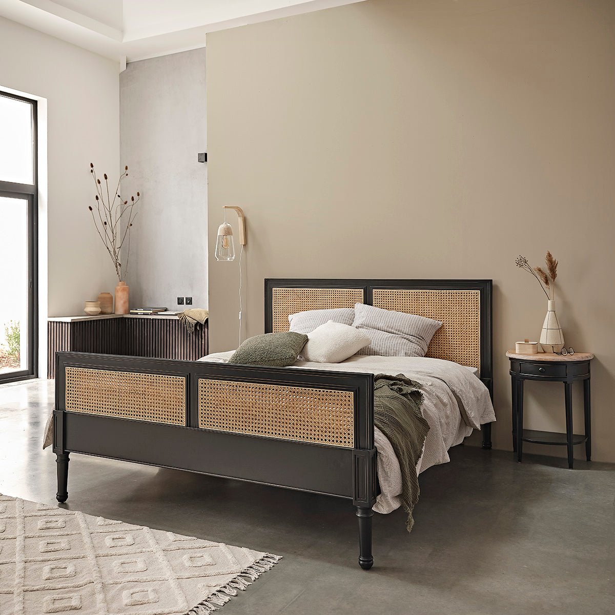 SOHO - Cama de madera maciza y rejilla de 160 cm