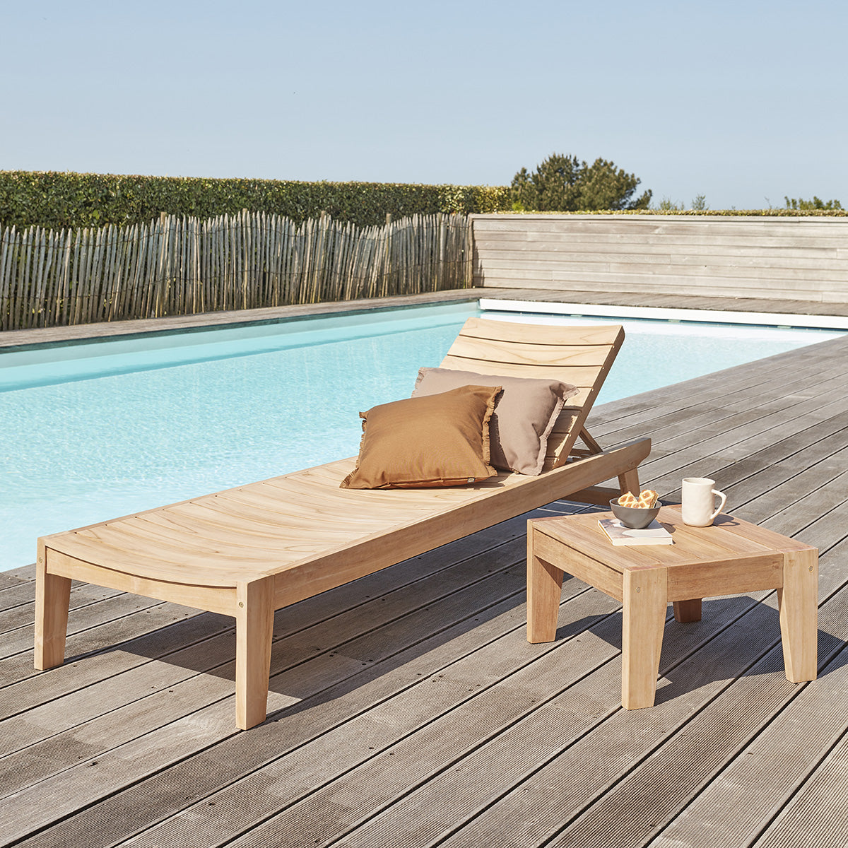 54-table_basse_de_jardin_en_teck_massif-03.jpg