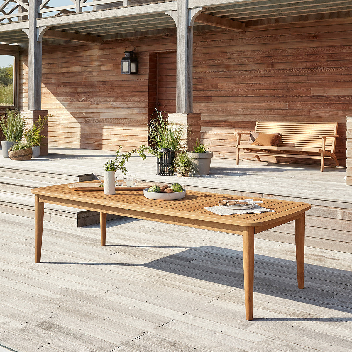 HORTENSE - Mesa de exterior extensible de teca maciza reciclada para 10/12 pers.