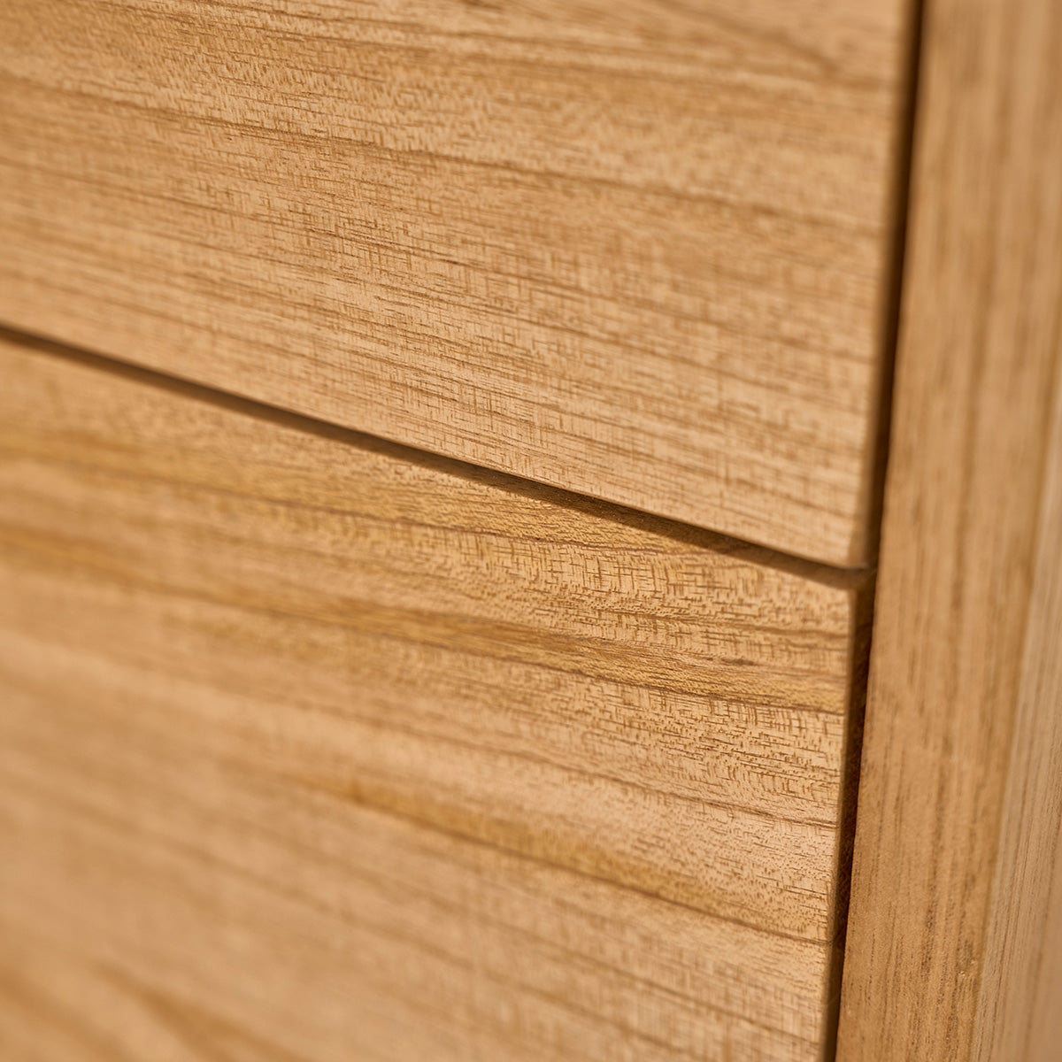 LEOPOLD - Aparador vintage de mindi macizo 90 cm