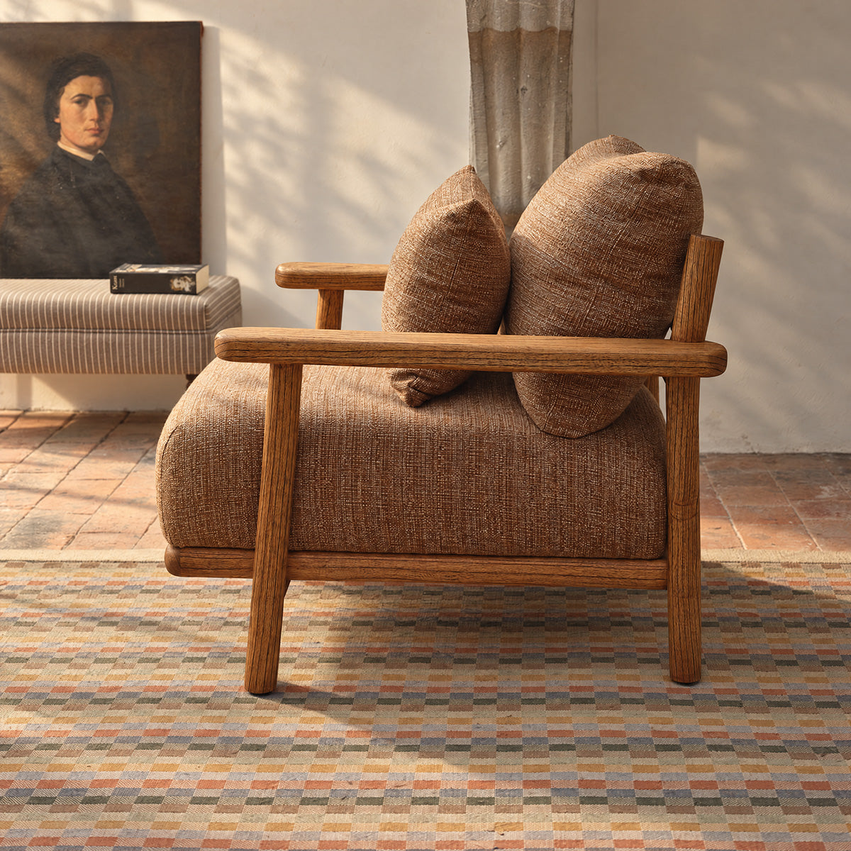 FAU0023-fauteuil_en_mindi_massif_patine_et_tissu_cappuccino-03.jpg