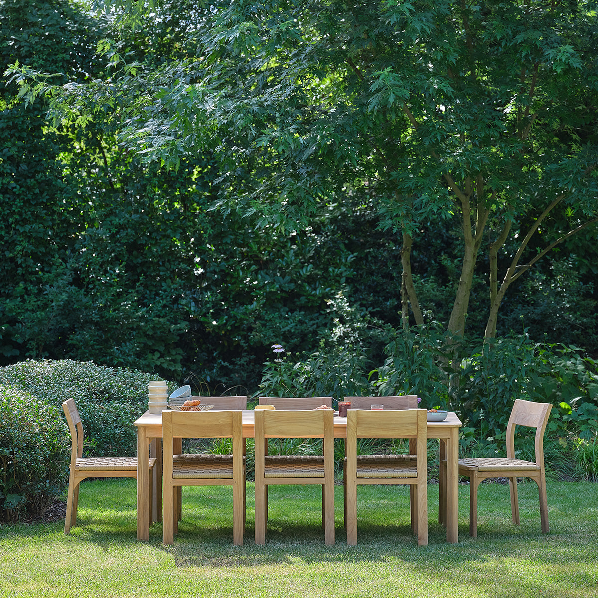 SDJ0025-salon_de_jardin_en_teck_massif_et_rotin_8_pers-03.jpg