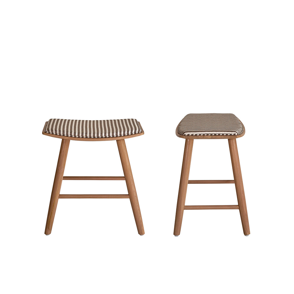 TCB0016-lot_de_2_tabourets_de_bar_en_teck_massif_et_assise_a_rayures_45_cm-02.jpg