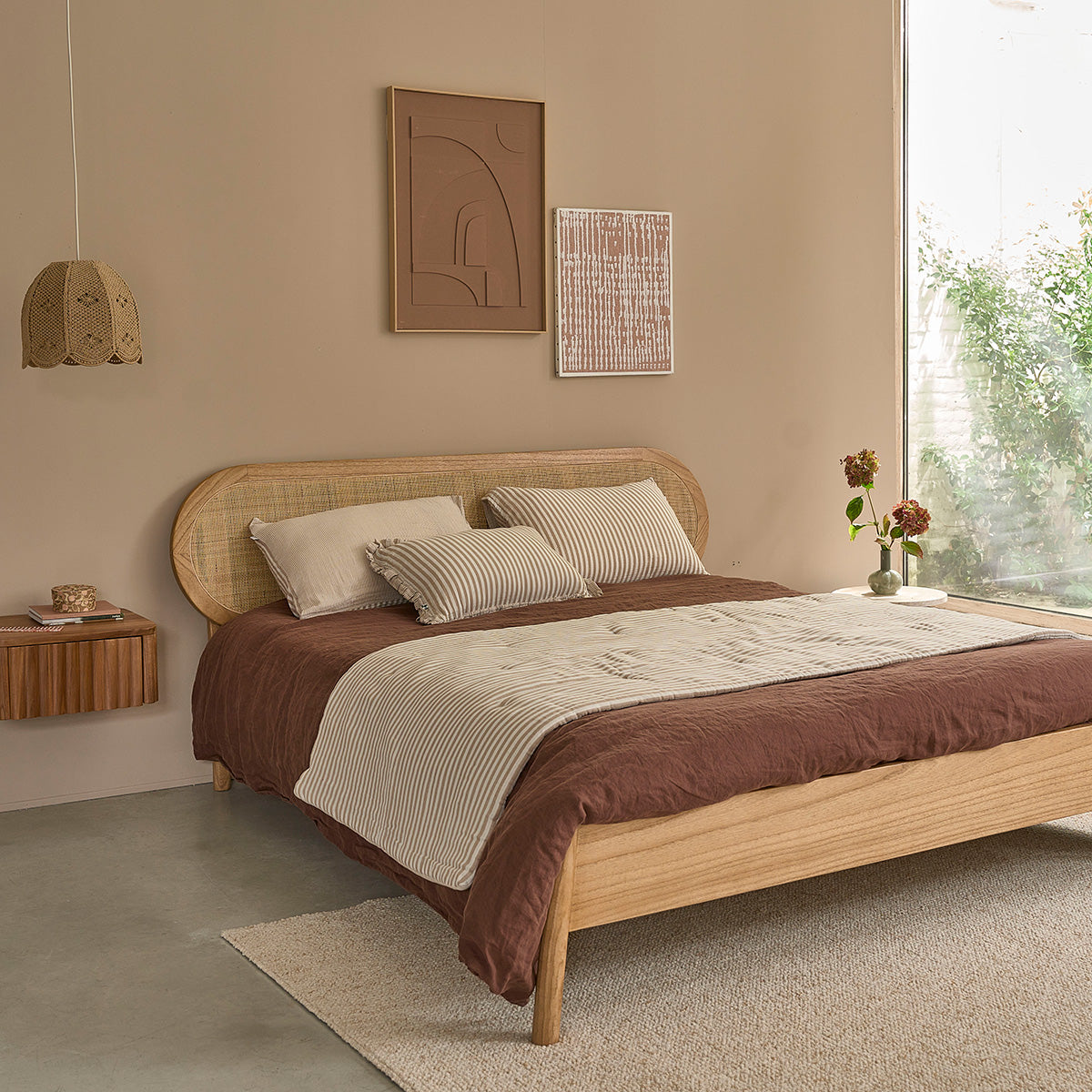 NINA - Cama de madera de mindi y rejilla 160 cm