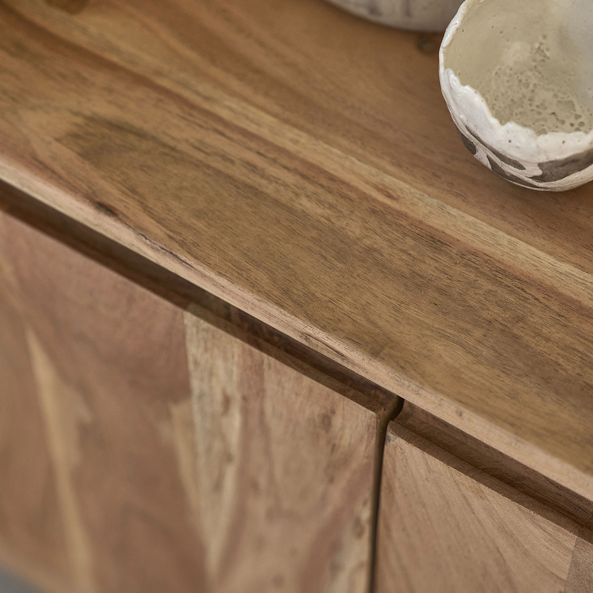 SAMSO - Mueble para la tele de madera maciza de acacia, 139 cm