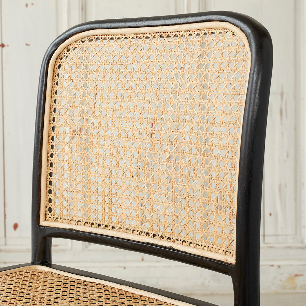 ARON - Silla de caoba maciza y rejilla