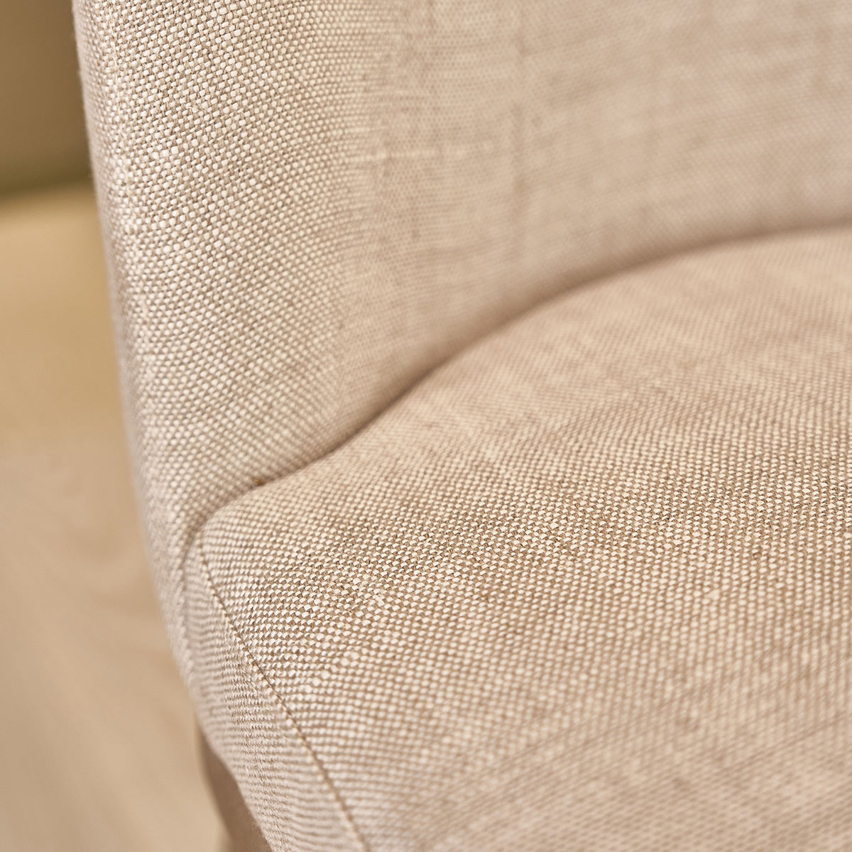 MARGOT - Silla de roble macizo y lino