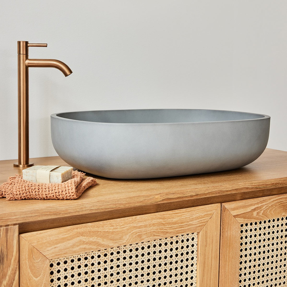 PURE - Lavabo de hormigón gris ovalado 50 cm