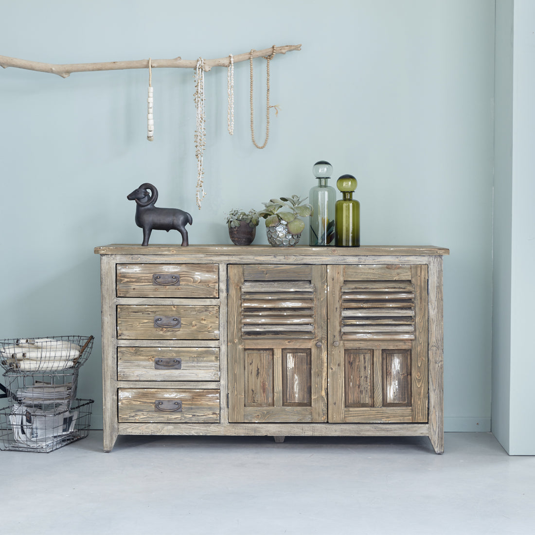 VICTOR - Aparador de madera maciza reciclada 140 cm