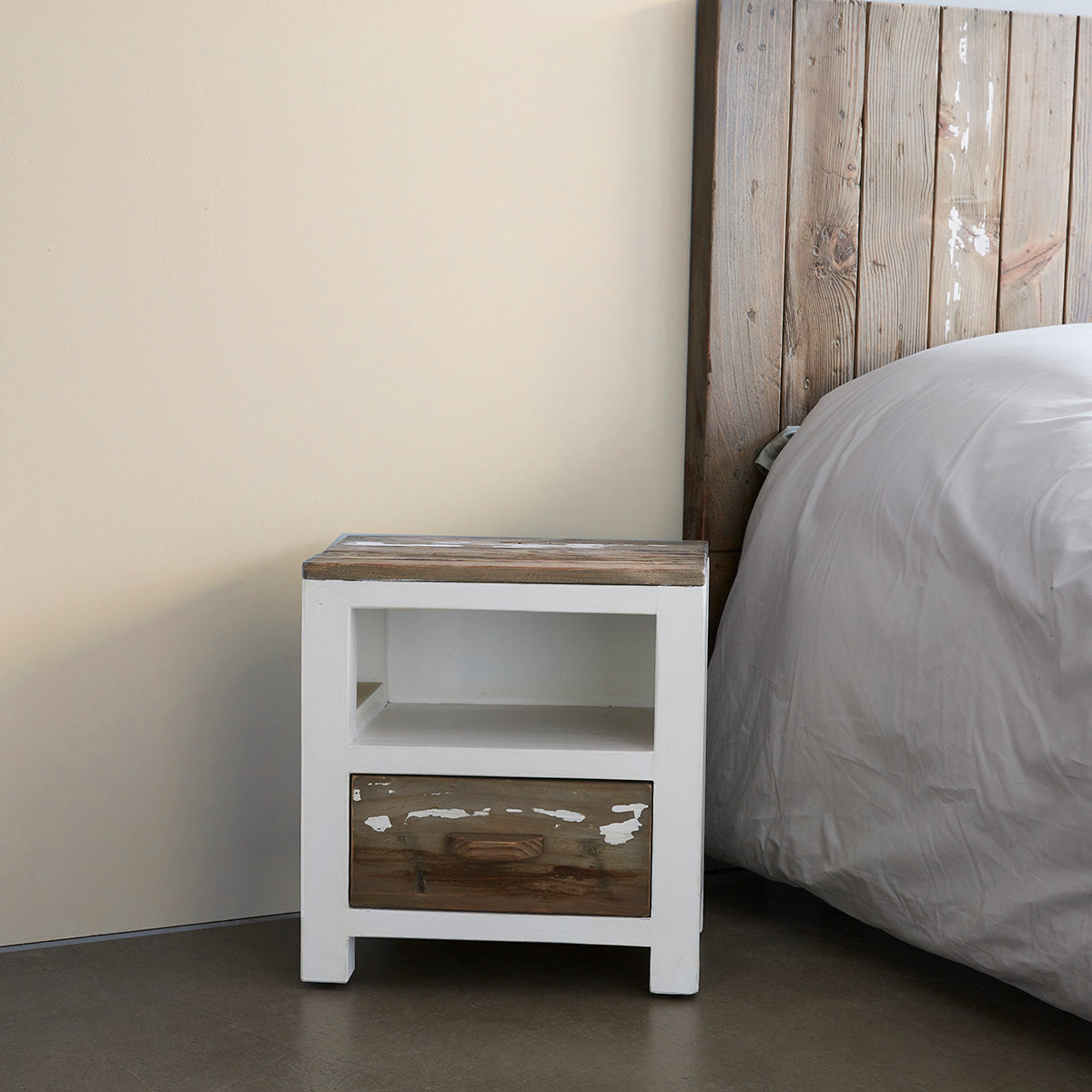 HONFLEUR - Mesita de noche de madera maciza reciclada 45 cm