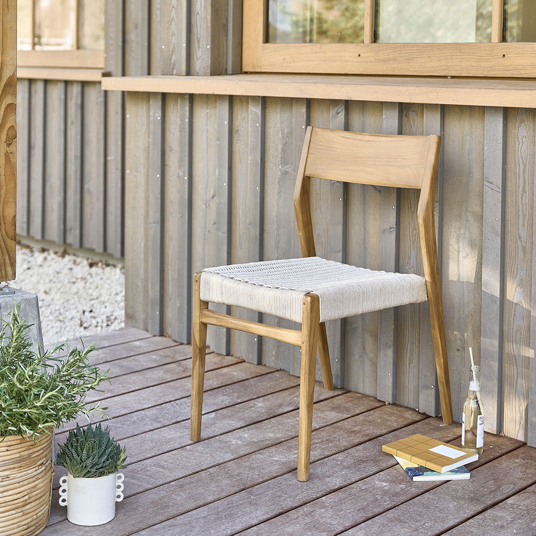 LIVIE - Silla jardín de teca maciza y cuerda beige