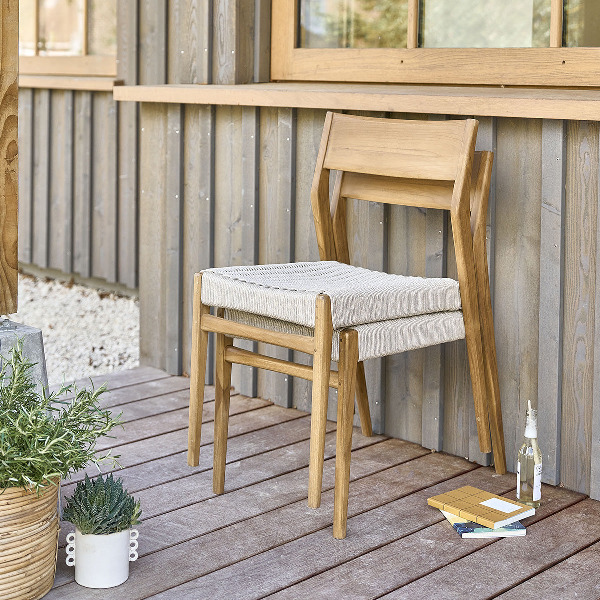 LIVIE - Silla jardín de teca maciza y cuerda beige