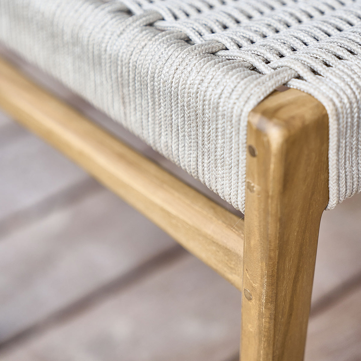LIVIE - Silla jardín de teca maciza y cuerda beige
