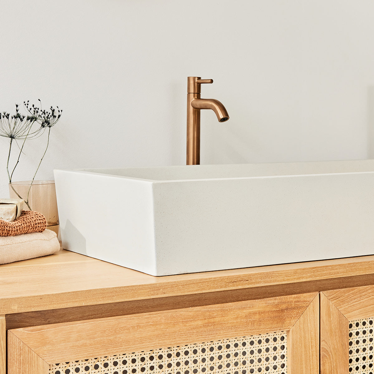 LENA - Lavabo de hormigón beige 100 x 37 cm