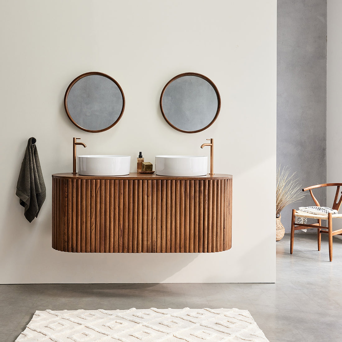 TRINIDAD - Mueble de lavabo de mindi macizo suspendido 140 cm TRINIDAD