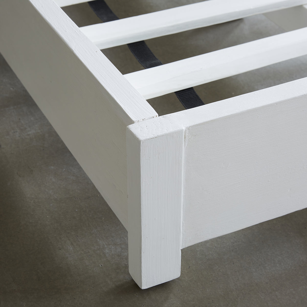 HONFLEUR - Cama de madera maciza reciclada 160 cm con somier