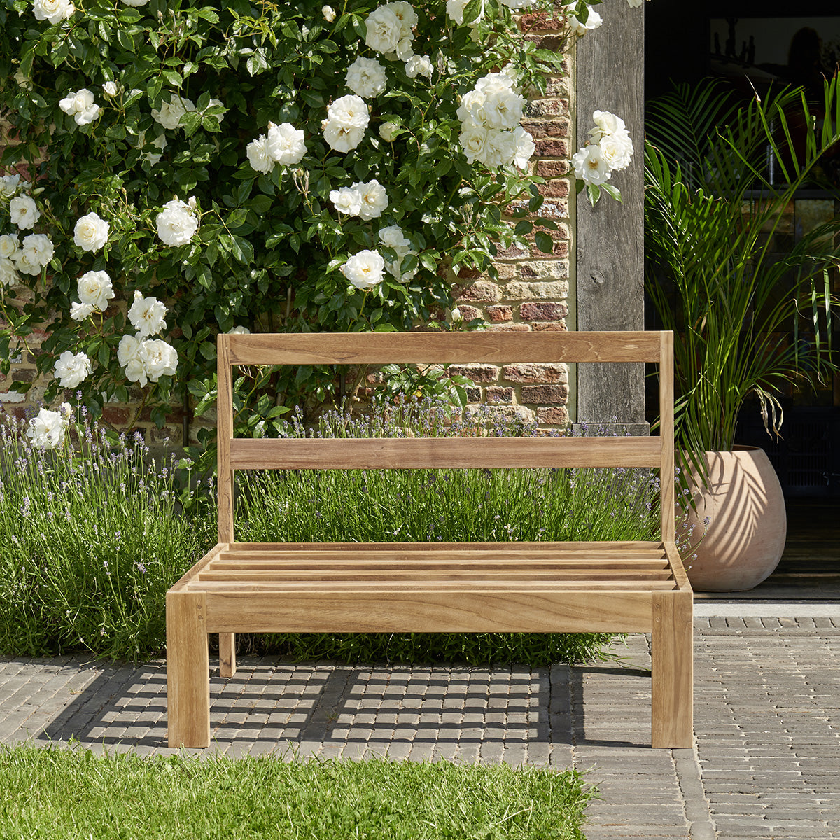 PALMA - Sillón de exterior blanco de teca maciza P