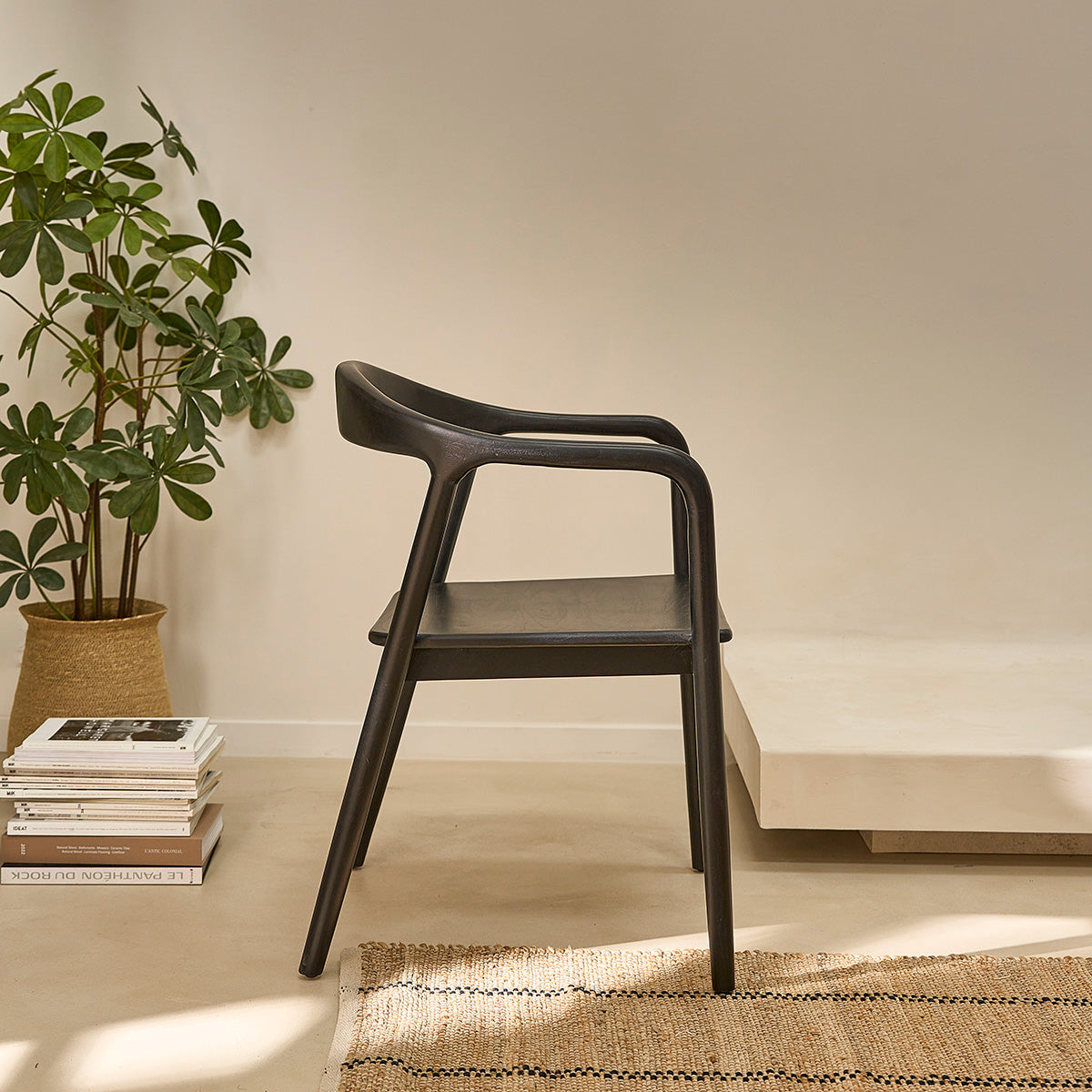 AMBRE - Silla de teca maciza negra