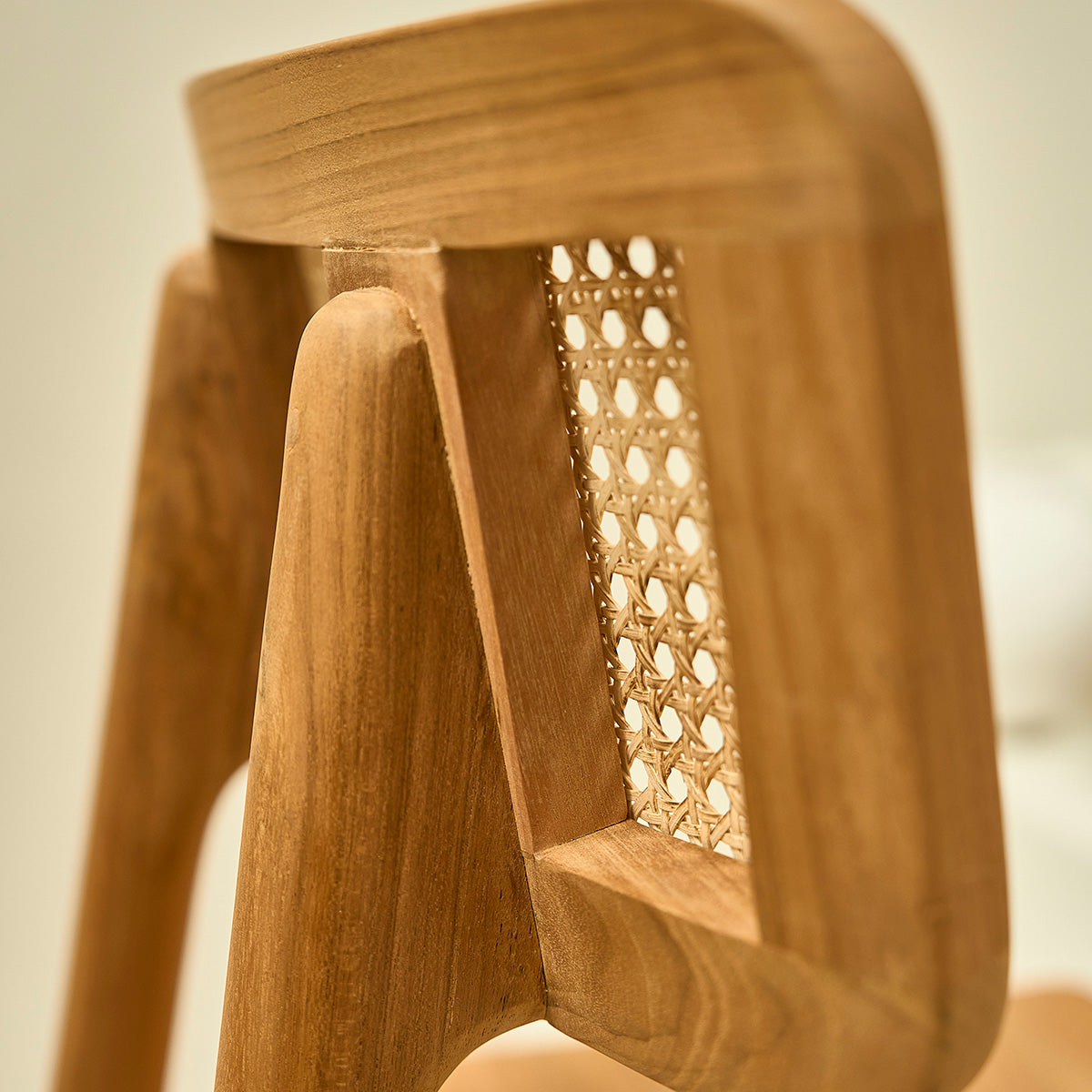 SIXTINE - Silla de teca maciza y rejilla