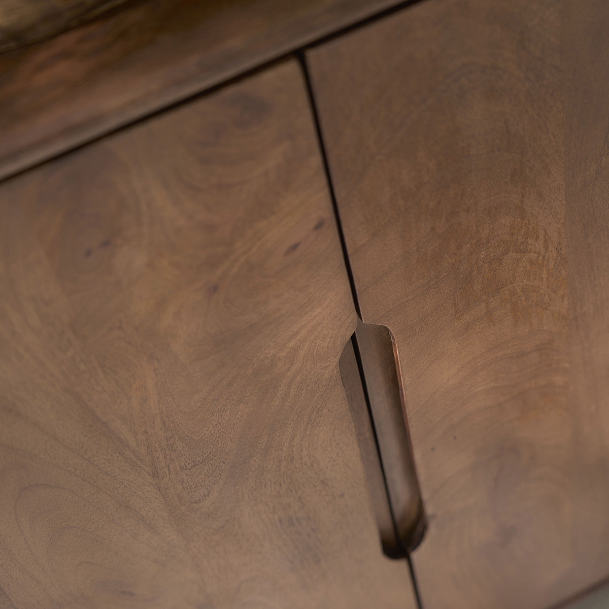 SOFIA - Aparador de madera maciza de mango de 160 cm