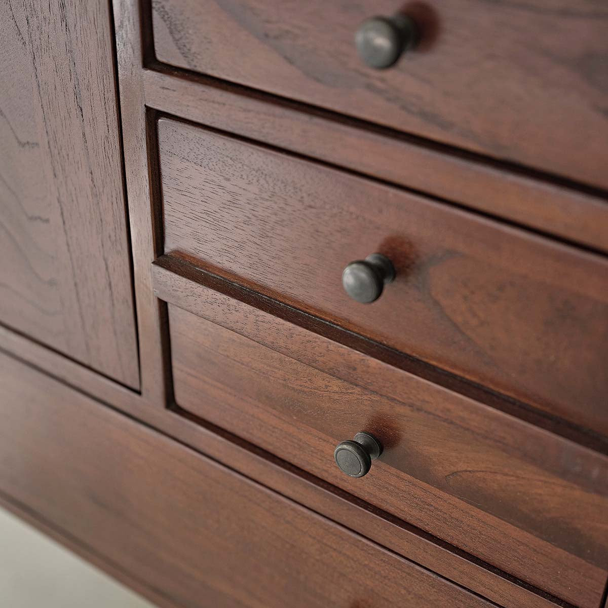 VINTAGE - Cómoda de mindi macizo acabado nogal 90 cm