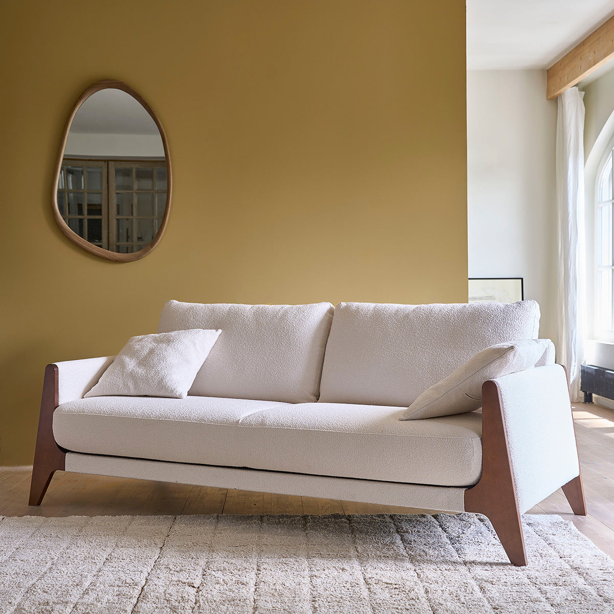 ONDINE - Sofá recto de 3 plazas de madera maciza y tejido bouclette blanco