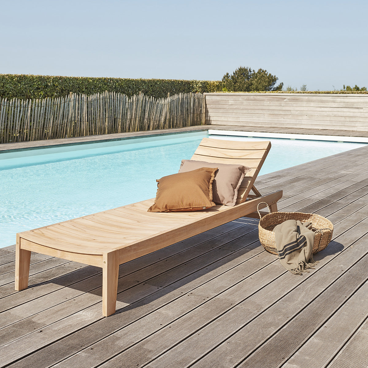 JAYA - Tumbona de teca maciza