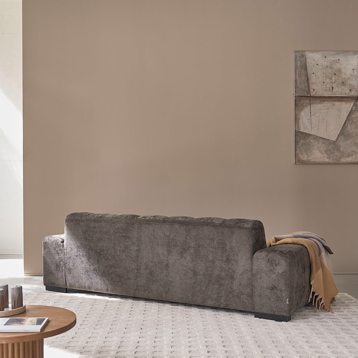 ALPHONSE - Sofá recto de 4 plazas en terciopelo trenzado moca