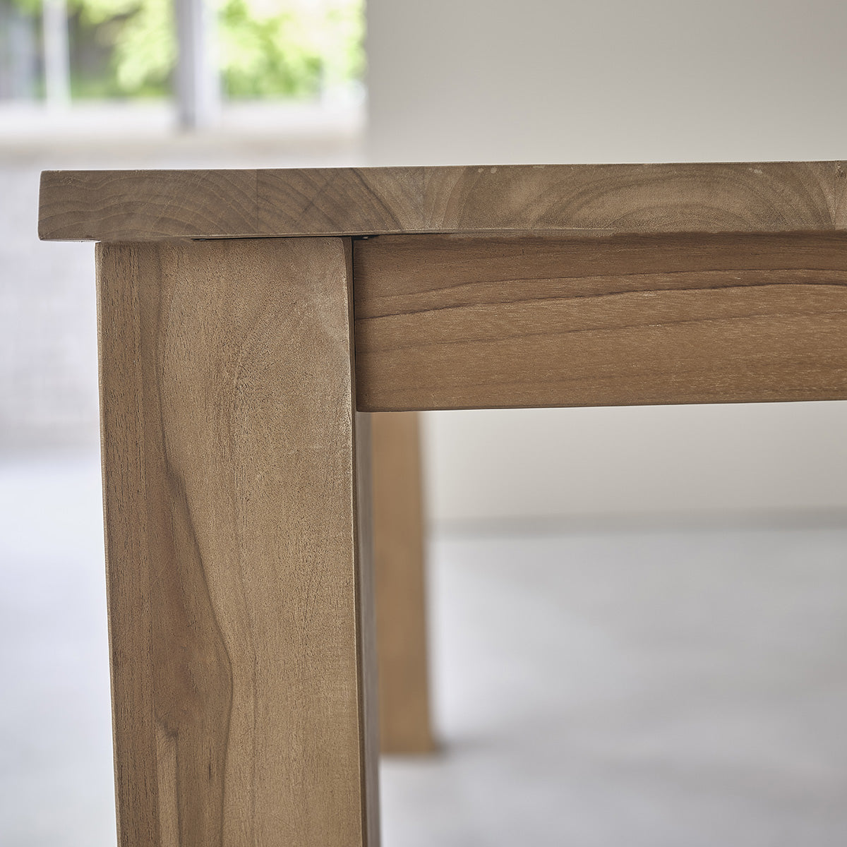 BOSTON - Mesa de teca maciza 8 pers.