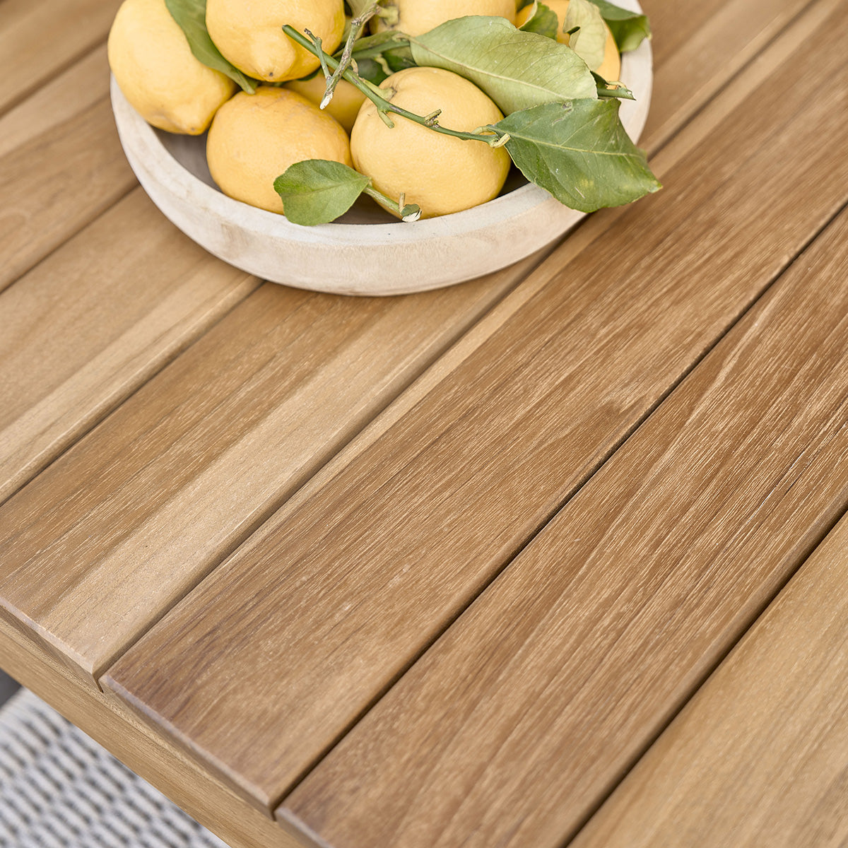 LIVIE - Salón de exterior de teca maciza y cuerda beige para 8 pers.