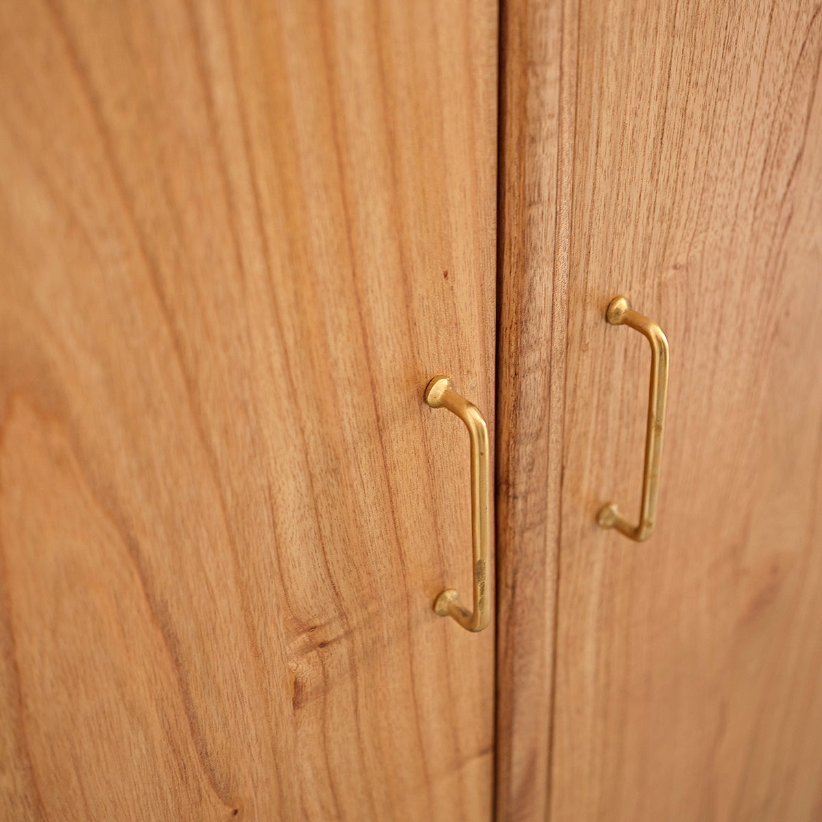 PIA - Armario de mindi macizo 180 cm