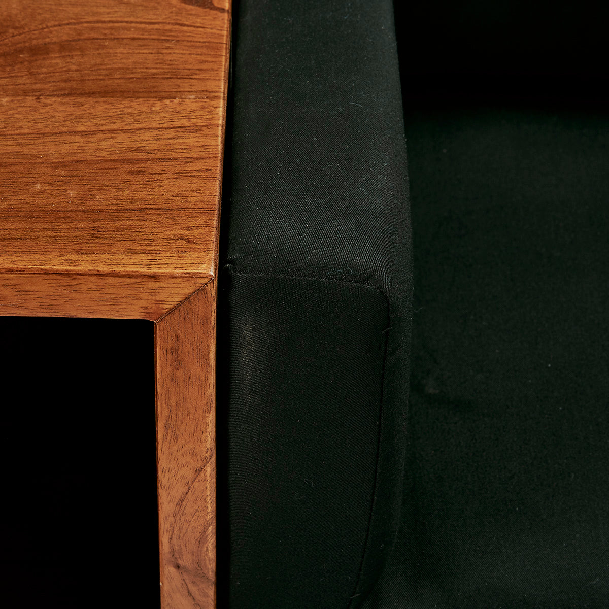 CELESTE - Banco de entrada de mindi macizo 120 cm