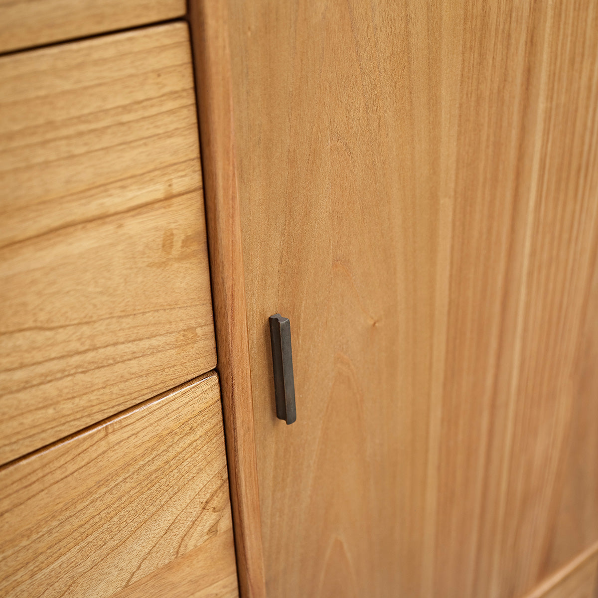 PIA - Armario de mindi macizo 160 cm