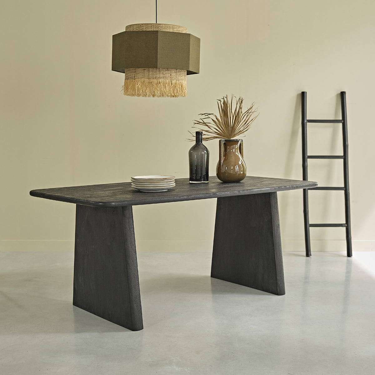 LUCKY - Mesa de mango macizo para 6/8 pers.