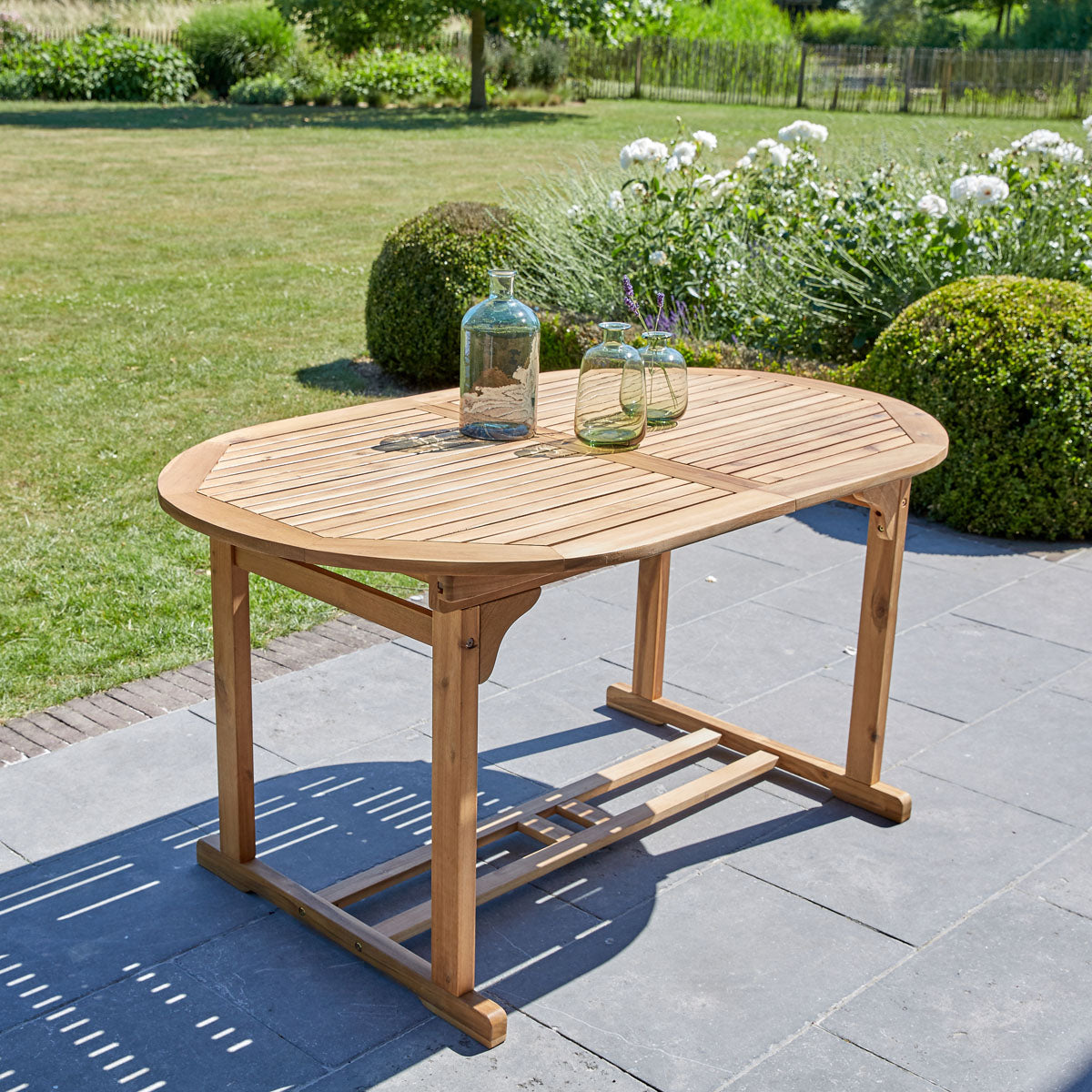 HANOÏ - Mesa de exterior ovalada extensible de acacia maciza para 6/8 pers.