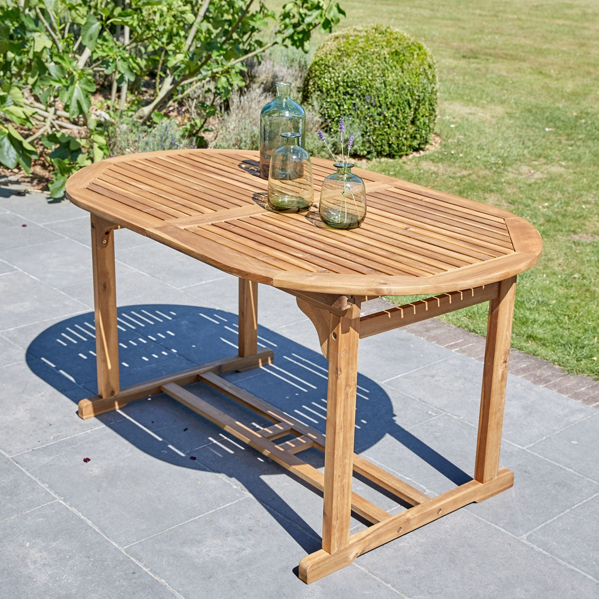 HANOÏ - Mesa de exterior ovalada extensible de acacia maciza para 6/8 pers.