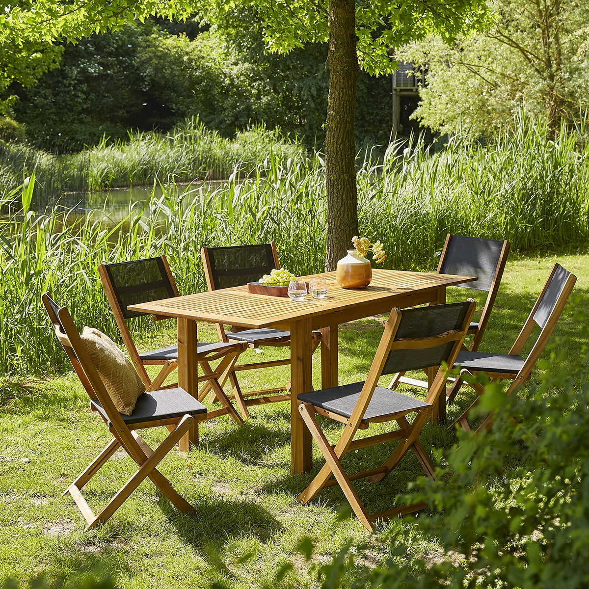 4013D-salon_de_jardin_en_acacia_fsc_extensible_6_8_pers-01.jpg