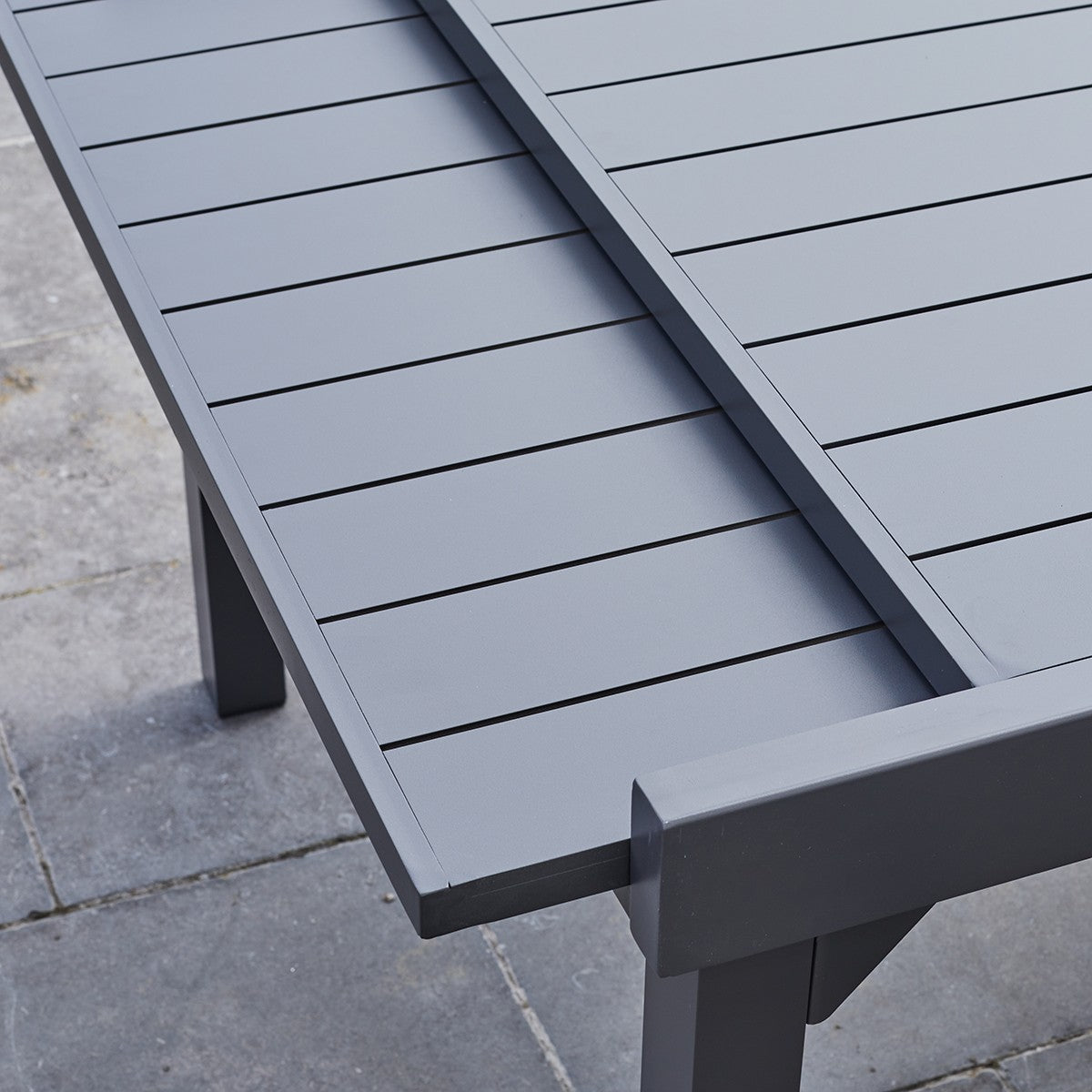 MODULO - Mesa de exterior extensible de aluminio para 6/10 pers.