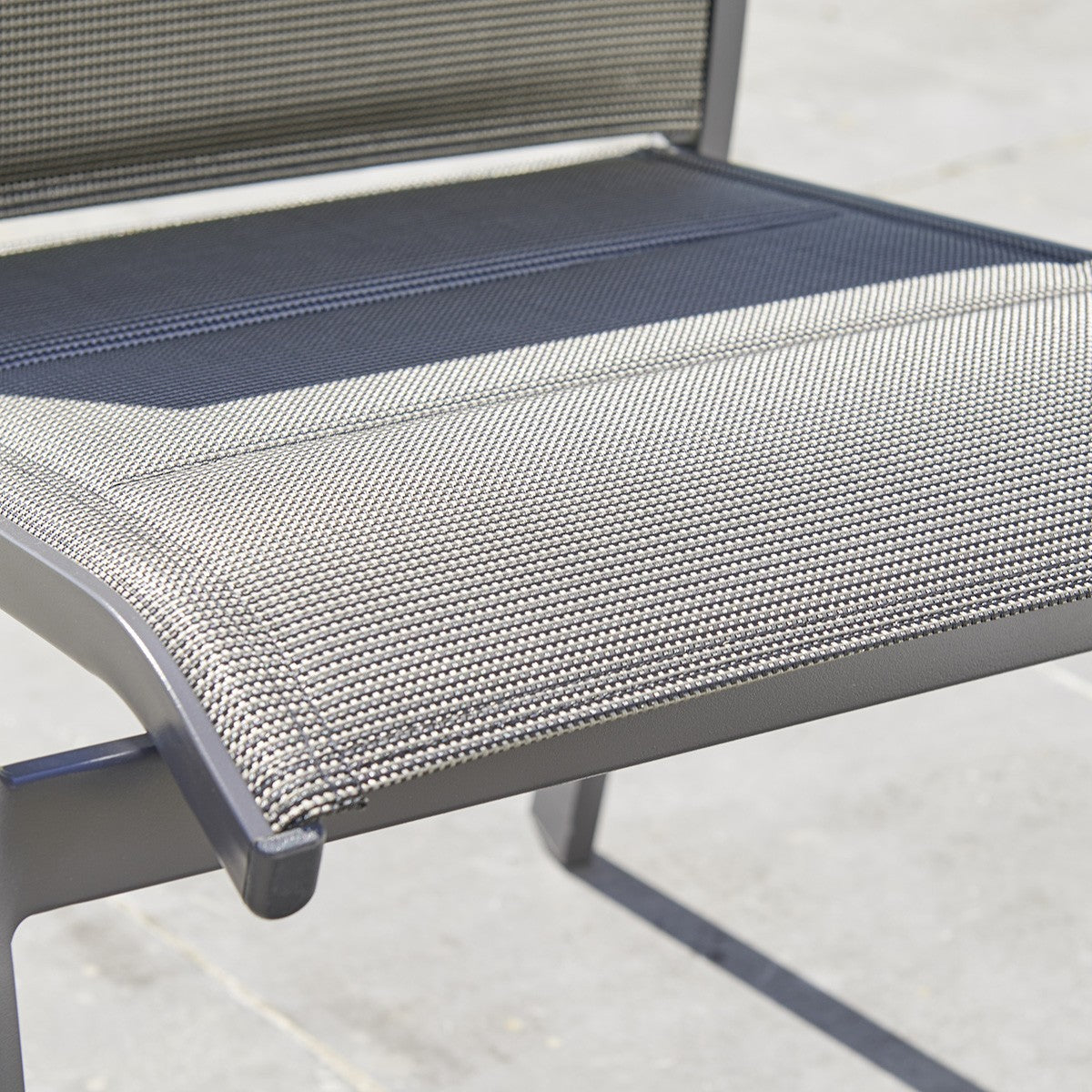 MODULO - Sillón de exterior de aluminio textileno gris
