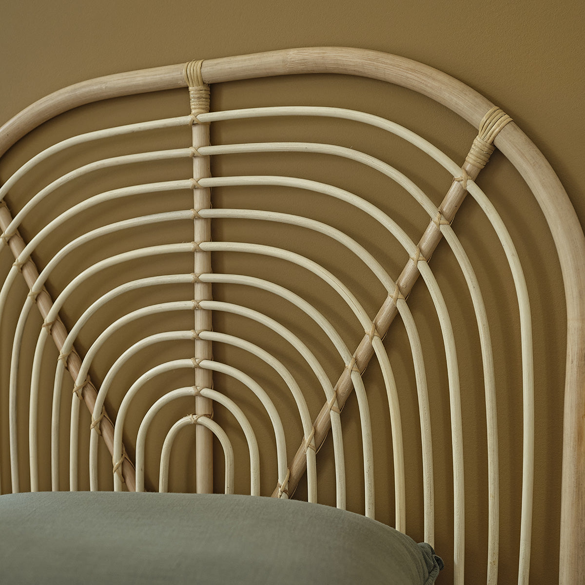 BOHO - Cabecero infantil redondo de ratán 90 cm