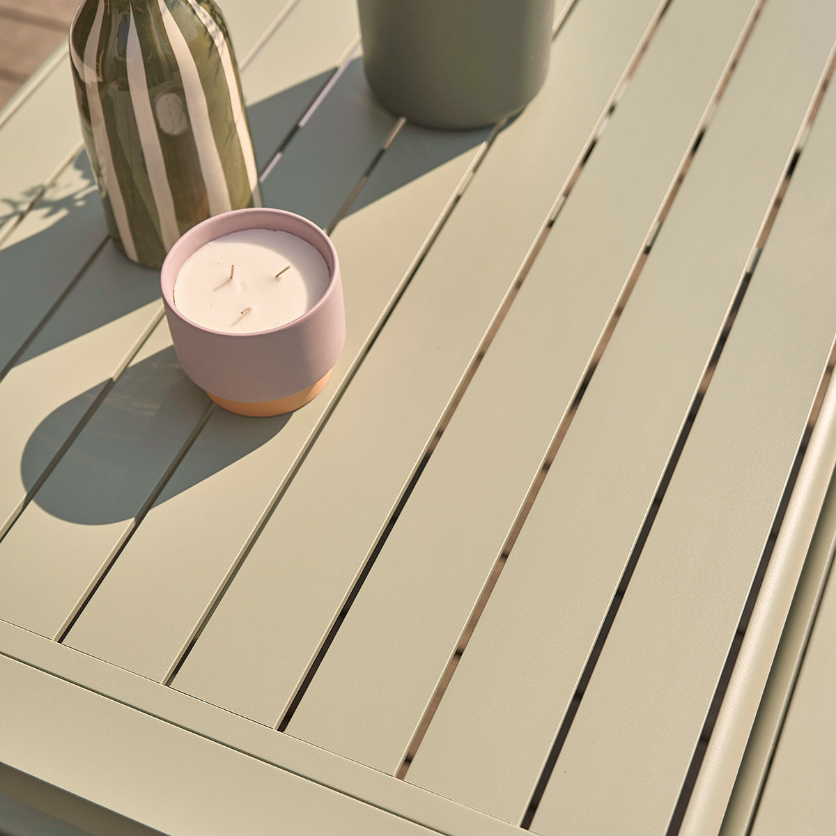 SÉLÈNE - Conjunto de muebles de jardín de aluminio verde para 4/6 pers.