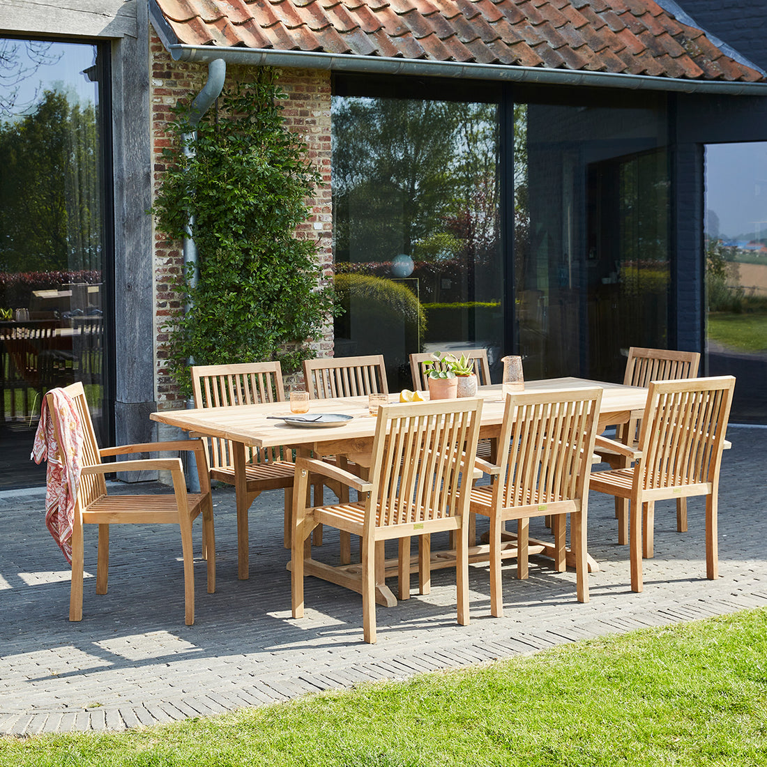 MIDLAND - Salón de exterior extensible de teca maciza para 8/10 pers.