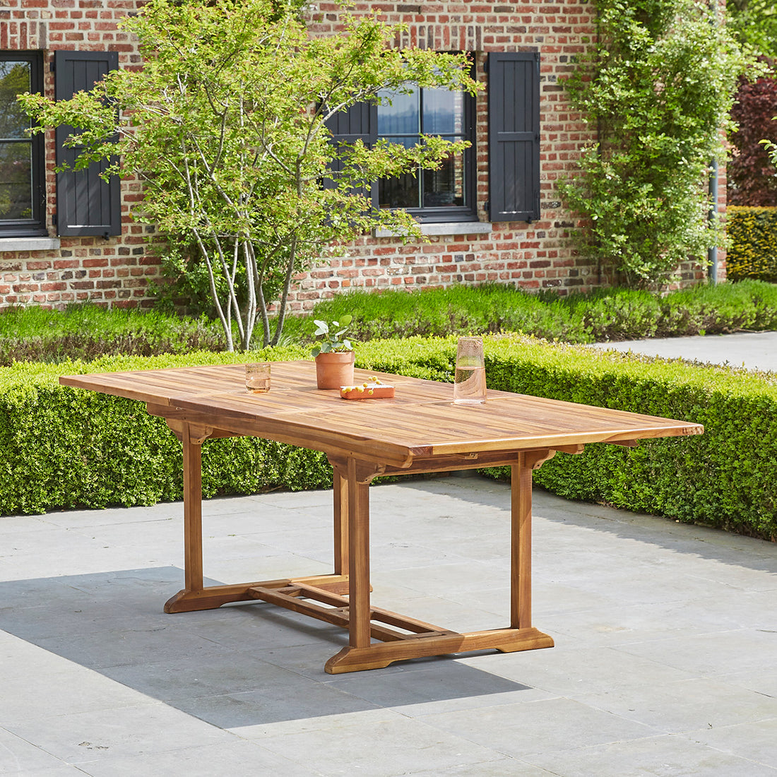 BALI - Mesa de exterior extensible de teca maciza aceitada para 8/10 pers.