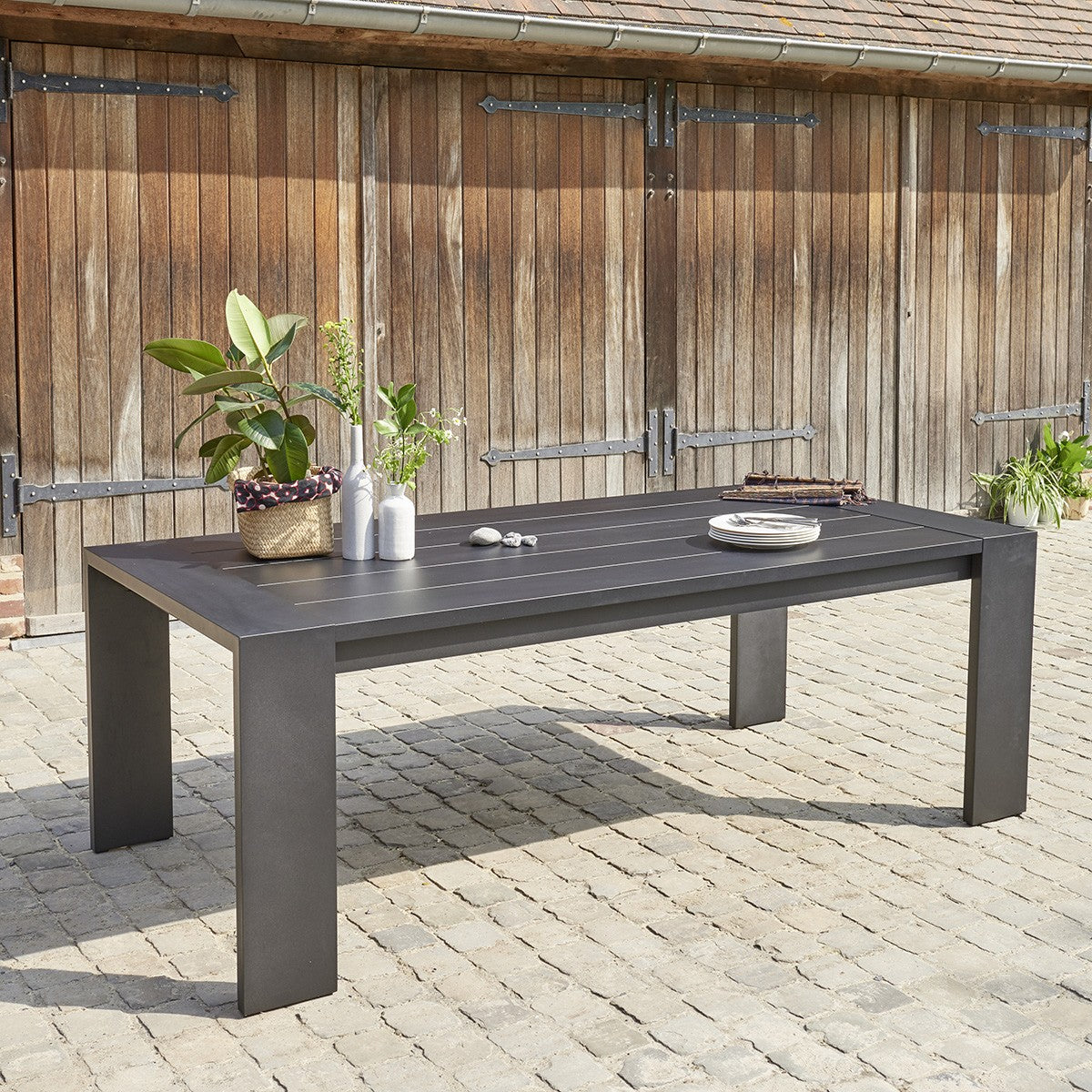 IBIZA - Mesa de exterior de aluminio negro para 6 pers.